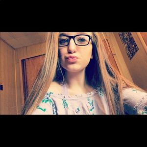 Meet your Posher, Noelle